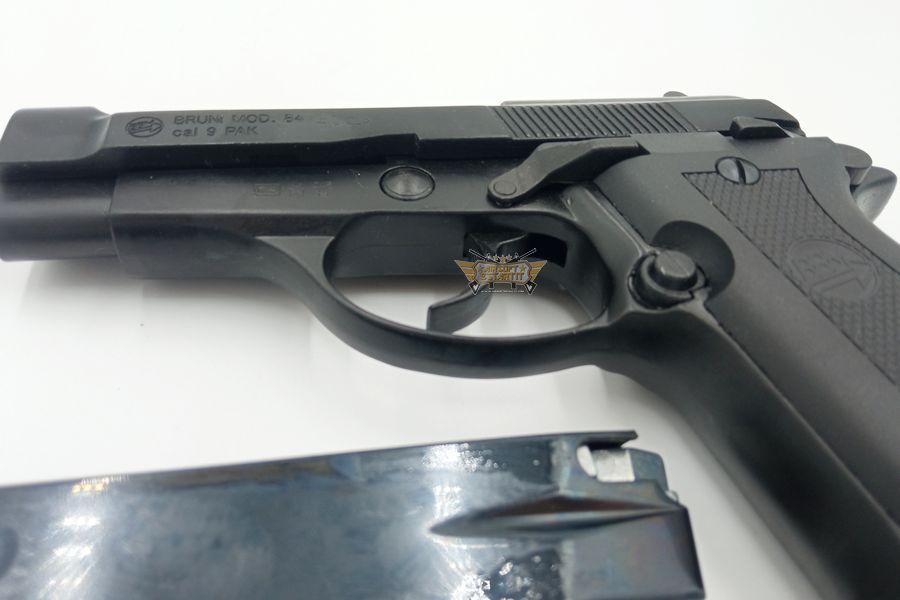 Pistola fogueo Bruni mod.84 - Bruni - Tienda de Airsoft, replicas y ropa  militar con stock real .